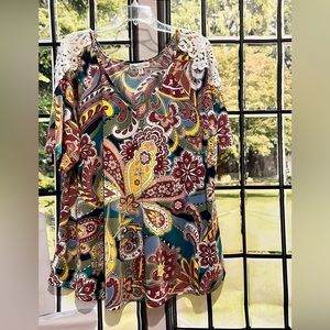 Women’s Stem & Vine  plus size swing blouse.  Size 3x.  Burgundy Paisley.